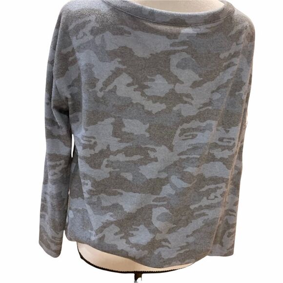 Chaser L/S Blue and Grey Camouflage Sweater NWT - Picture 4 of 7